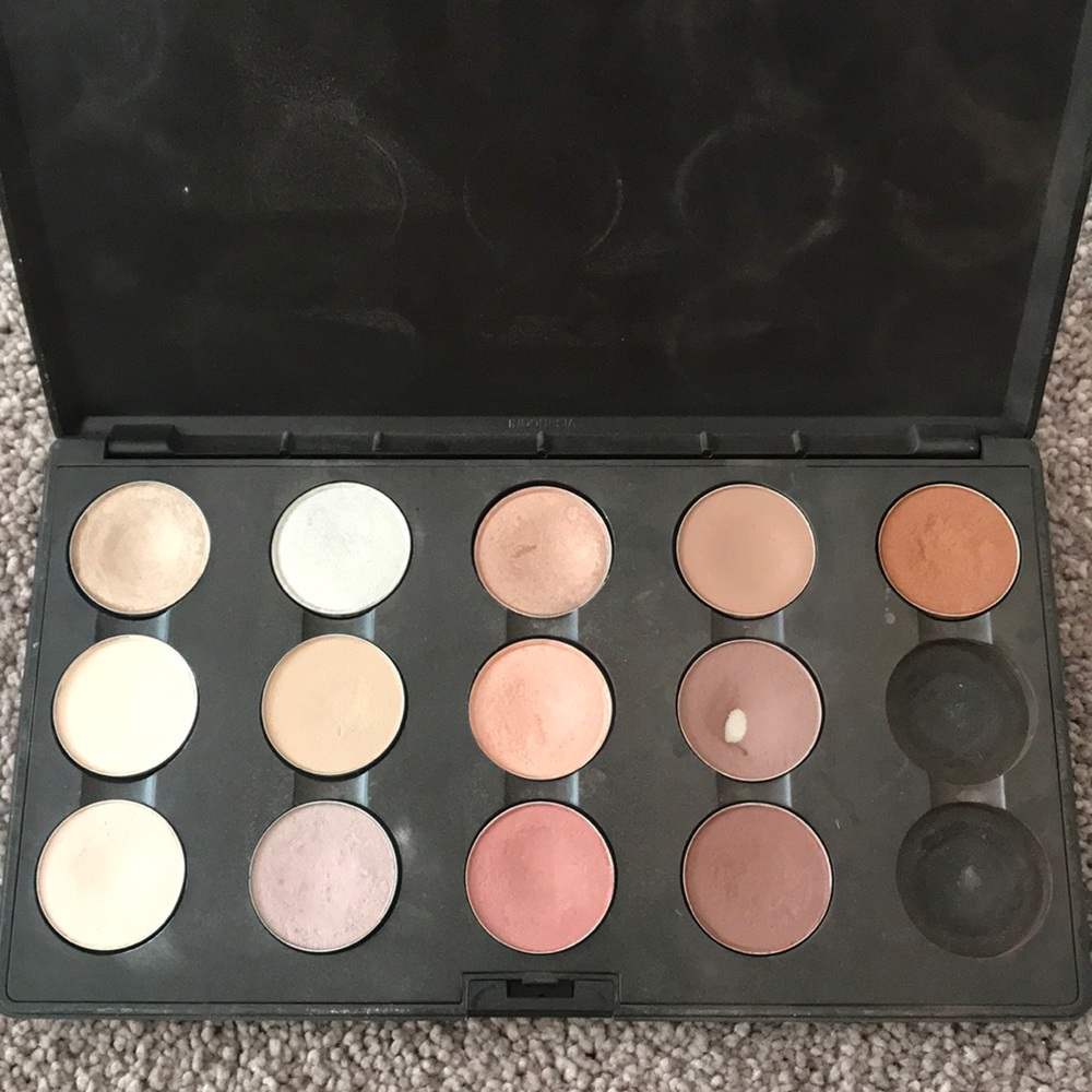 MAC Eyeshadow Palette